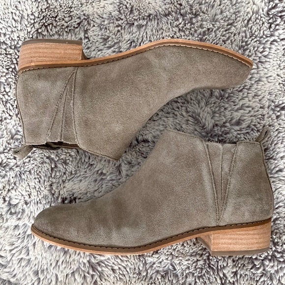 nordstrom taupe booties